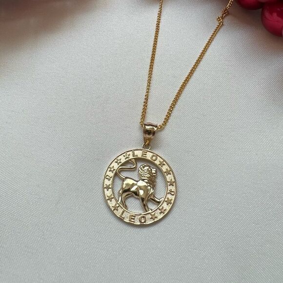 Leo Lion charm | 14k Solid Gold Pendant | perfect gift | July - August | - Picture 1 of 6